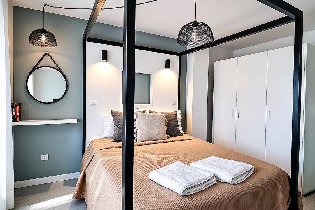 1-bedroom apartment in Bond | Pretas — Pretas Two